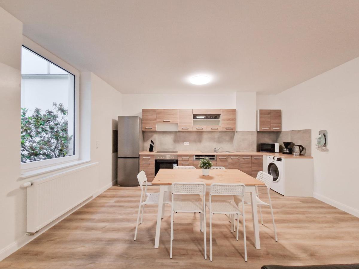 Raj Living - City Apartment With 3 Rooms - 15 Min Messe Dus & 10 Min Old Town Dus 杜塞尔多夫 外观 照片