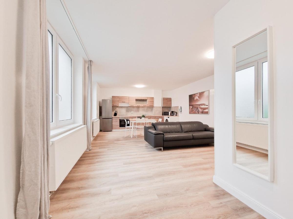 Raj Living - City Apartment With 3 Rooms - 15 Min Messe Dus & 10 Min Old Town Dus 杜塞尔多夫 外观 照片